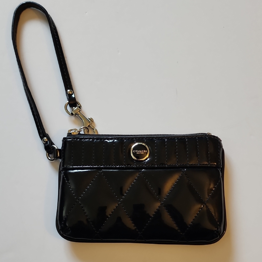 Coach Poppy Liquid Gloss Black Quilted Patent Leather Wristlet